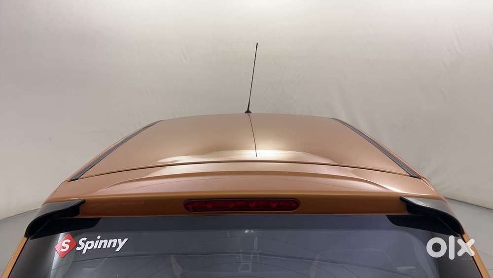 Tata Tiago Xza, 2017, Petrol