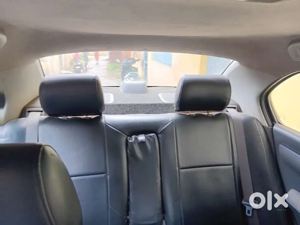 Maruti Suzuki Swift Dzire 2009