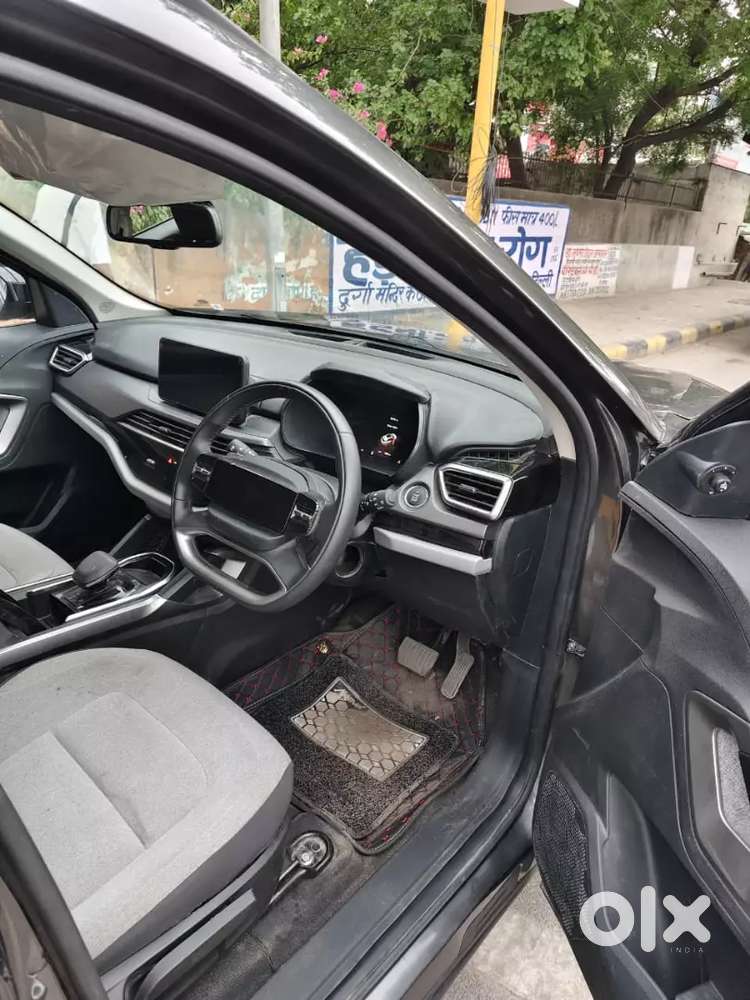 Tata Harrier D Pure X Diesel Automatic
