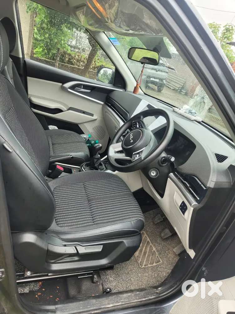 Kia Carens Prestige 7 2024