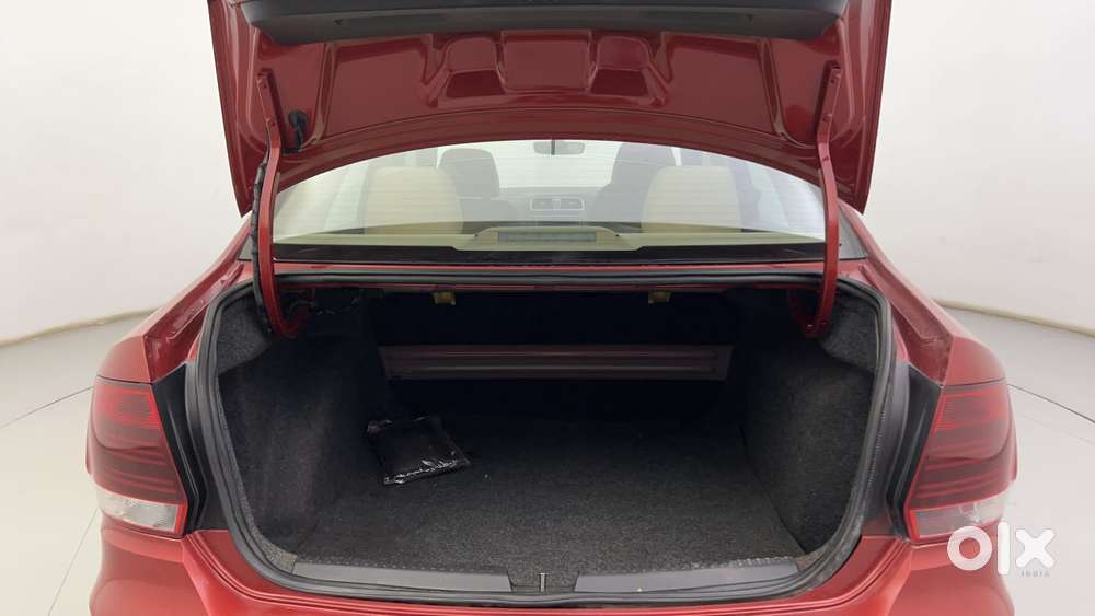 Volkswagen Vento 1.0 Red & White Edition, 2020, Petrol
