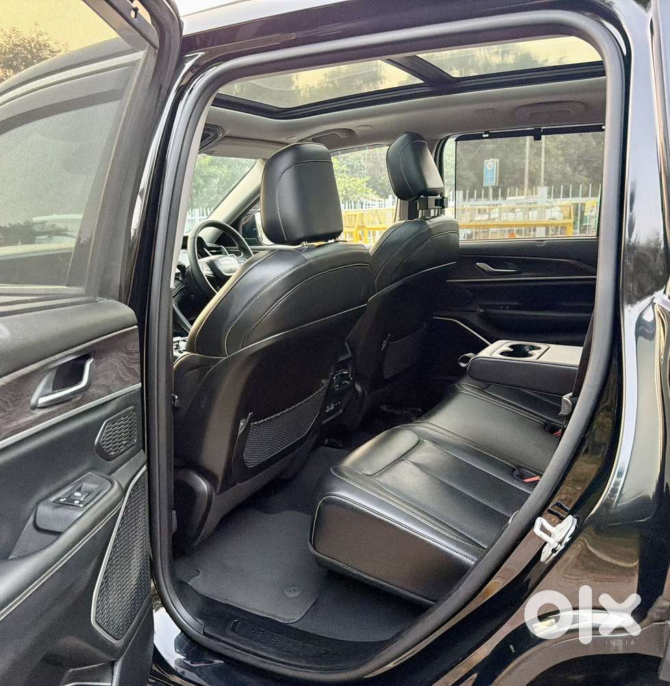 Jeep Grand Cherokee Limited (o) 4x4 At, 2024, Petrol