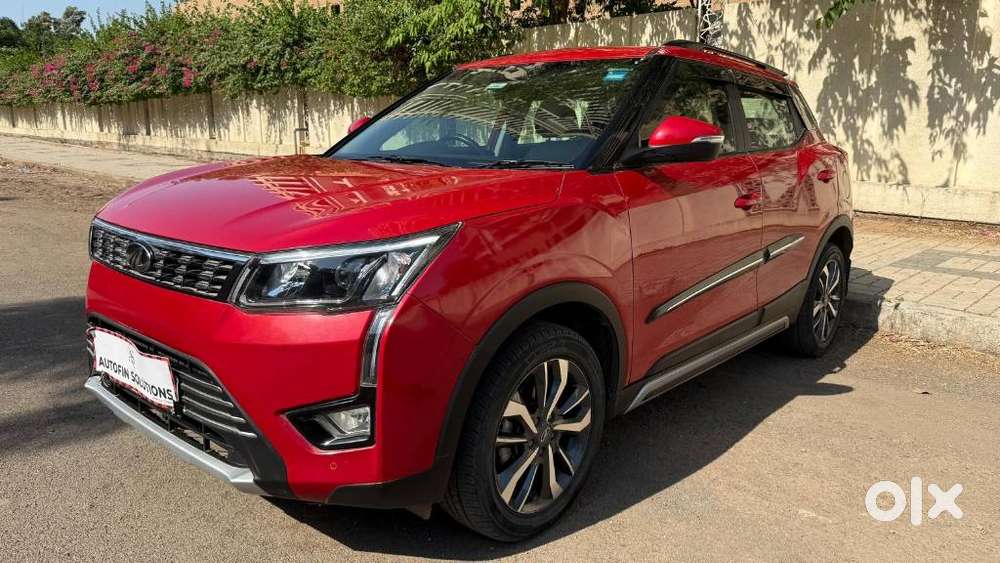 Mahindra Xuv300 W8 (o) 1.5 Diesel Amt, 2023, Diesel