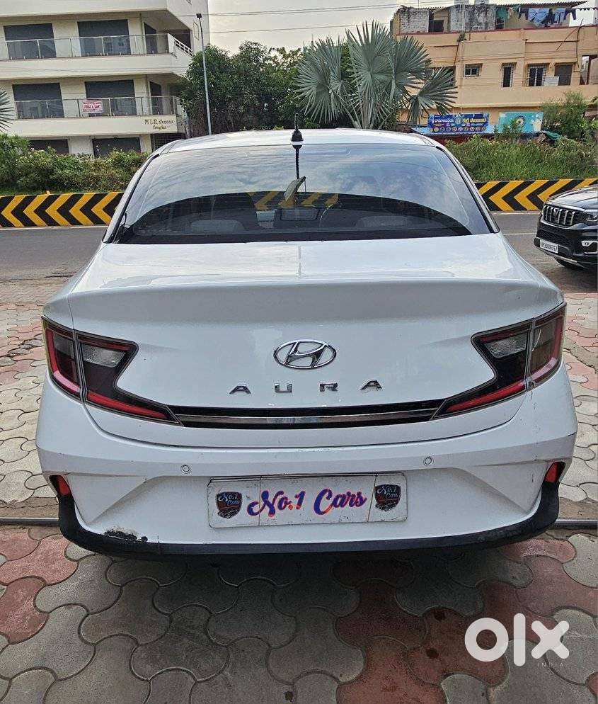 Hyundai Aura 1.2 E Petrol Mt, 2020, Petrol