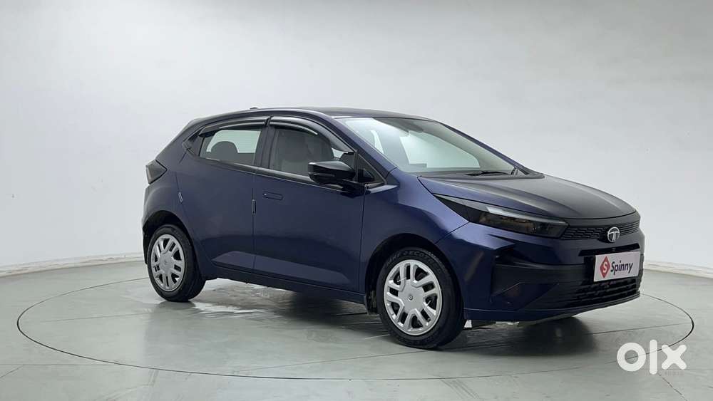 Tata Altroz 1.2 Xza Petrol Dct, 2025, Petrol