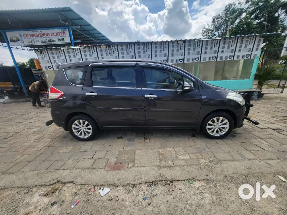 Maruti Suzuki Ertiga 2013