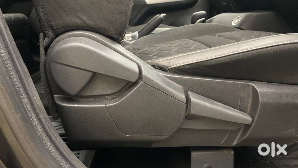 Nissan Magnite 1.0 Xv Premium Turbo Cvt, 2021, Petrol