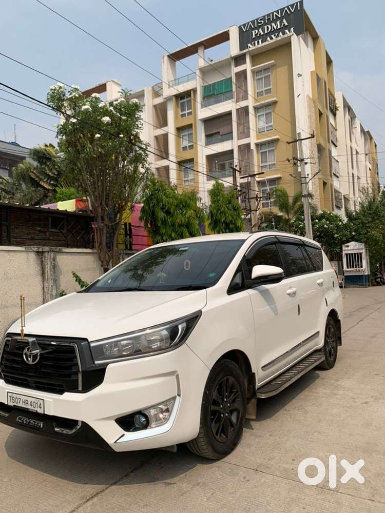 Toyota Innova Crysta 2021 Diesel Well Maintained