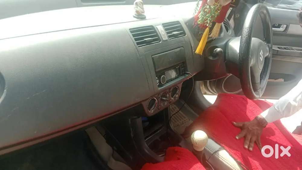 Maruti Suzuki Swift Dzire 2011