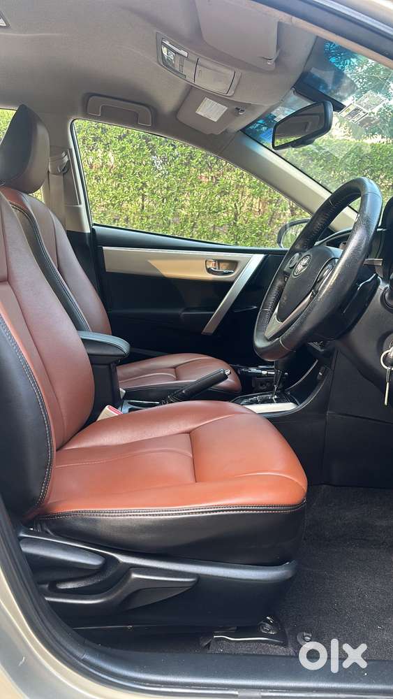 Toyota Corolla Altis G At, 2016, Petrol