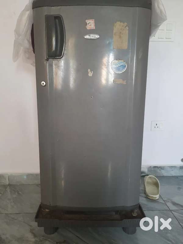 Whirlpool 165 litres in working condition