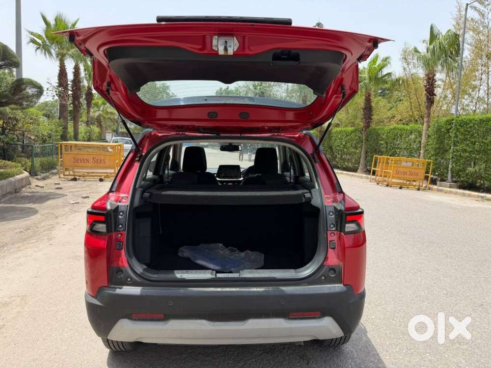 Maruti Suzuki Brezza 1.5 Zxi Plus Smart Hybrid, 2025, Petrol