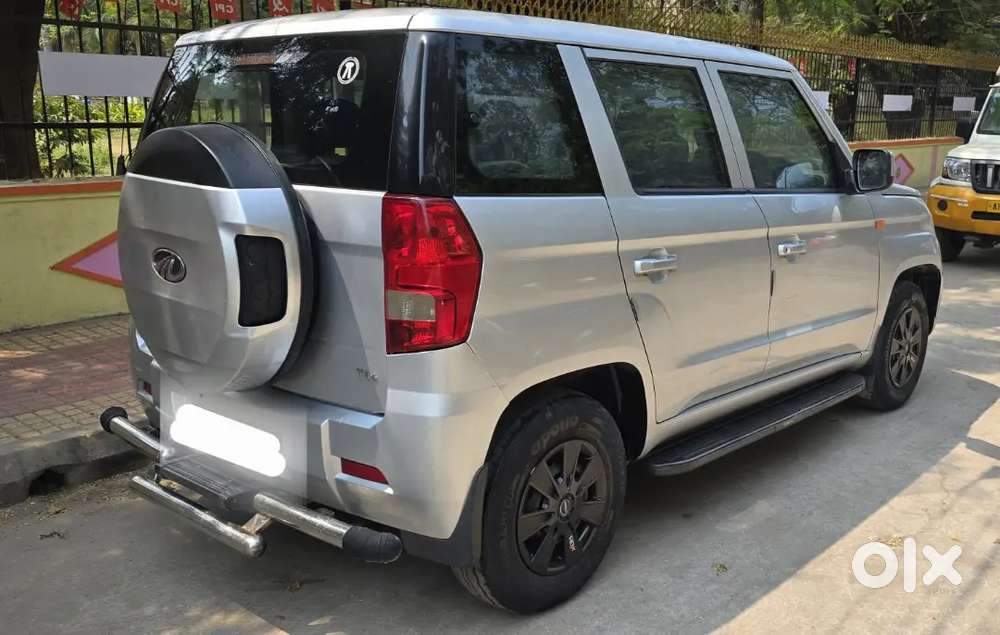 Mahindra Tuv 300 2018