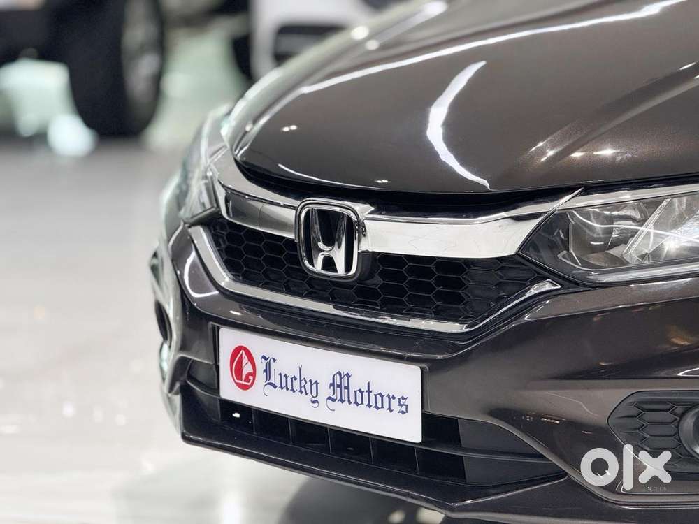 Honda City 1.5 V Cvt I-vtec Mt, 2022, Petrol