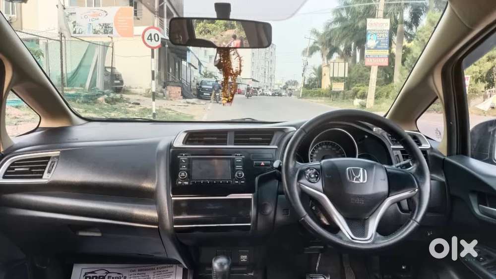 Honda Jazz V Cvt, 2017, Petrol
