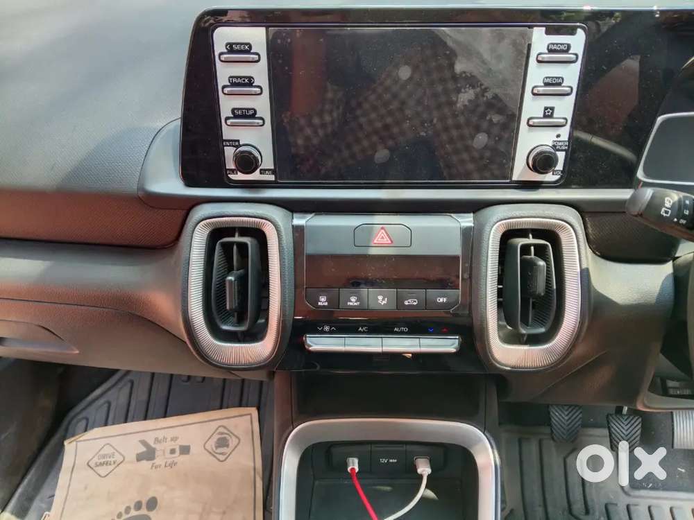 Kia Sonet 2024 October Petrol 10000 Km Driven