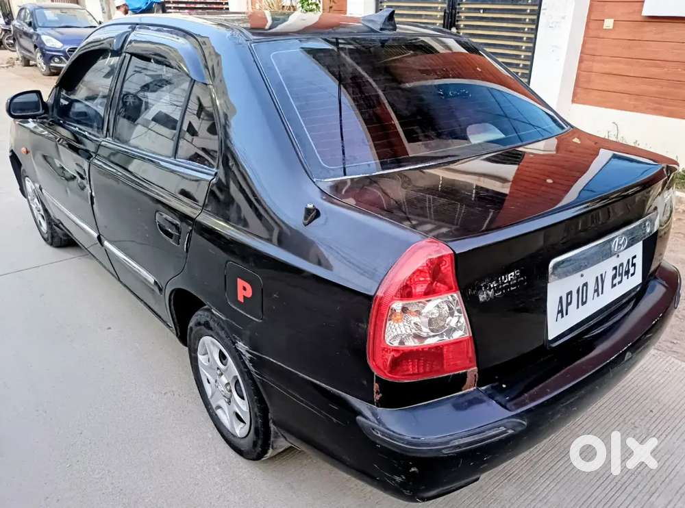 Accent Executive 2011 Single Hand