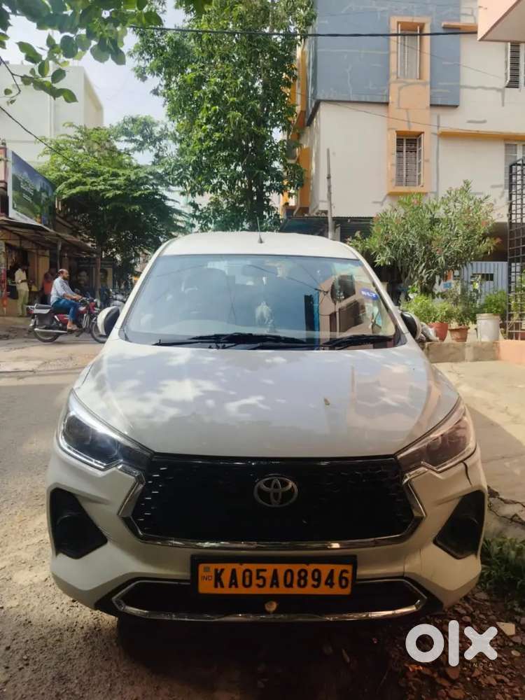 Toyota Rumion S Cng 2025
