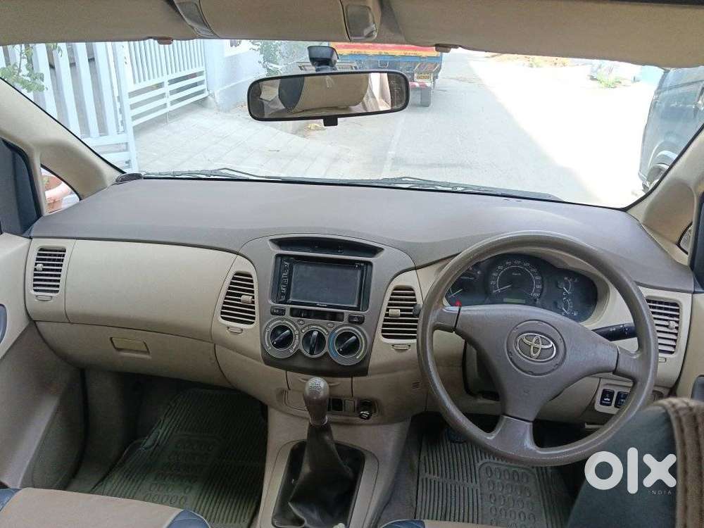 Toyota Innova 2.5 Z Diesel 7 Seater, 2006, Diesel