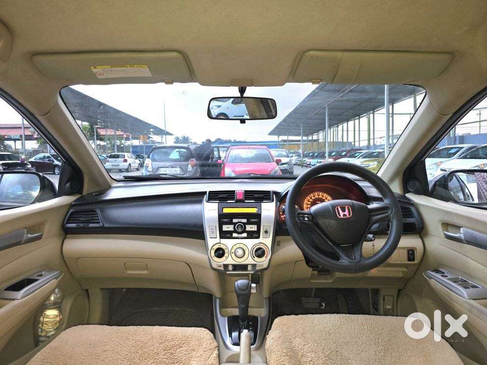 Honda City V At Exclusive, 2011, Petrol