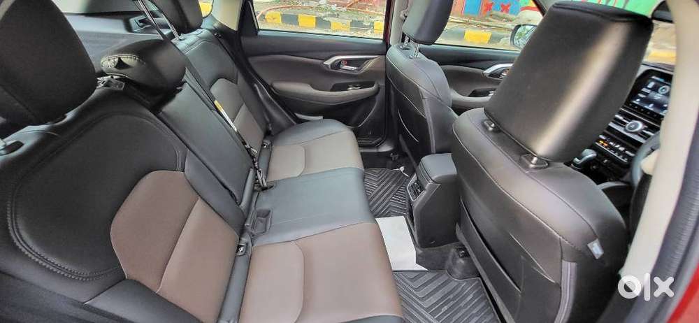 Toyota Urban Cruiser Hyryder 1.5 V Hybrid, 2022, Petrol