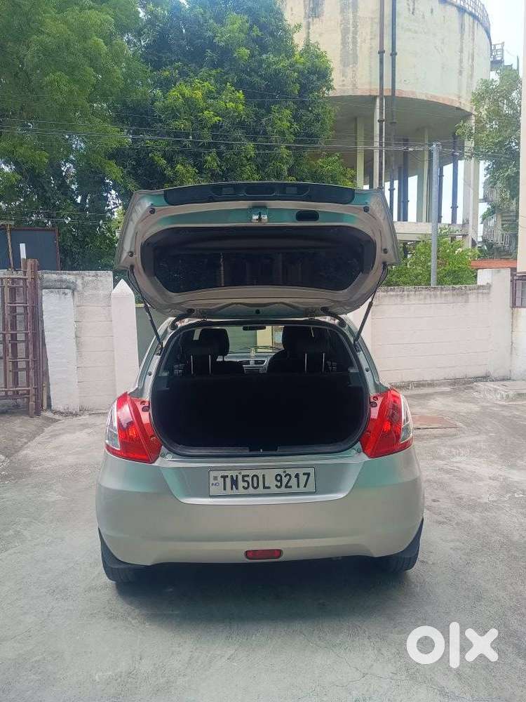 Maruti Suzuki Swift Zxi, 2013, Petrol