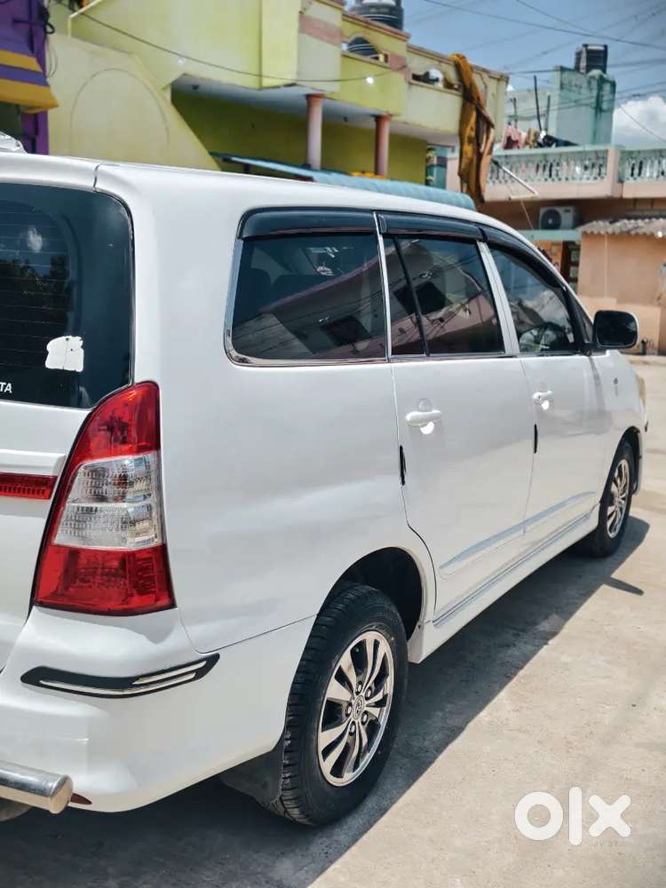 Toyota Innova 2014 Noc Available In Vellore Rto