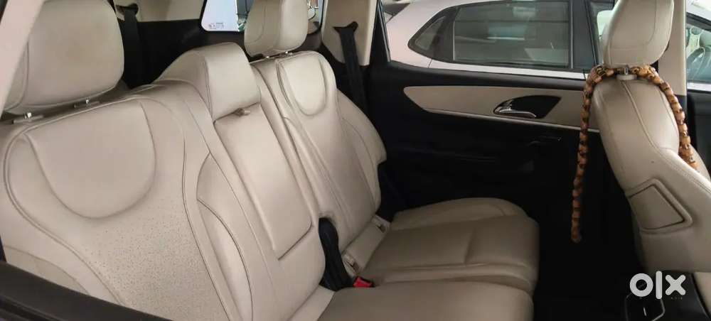 Mahindra Xuv700 Ax7 L Diesel 2023