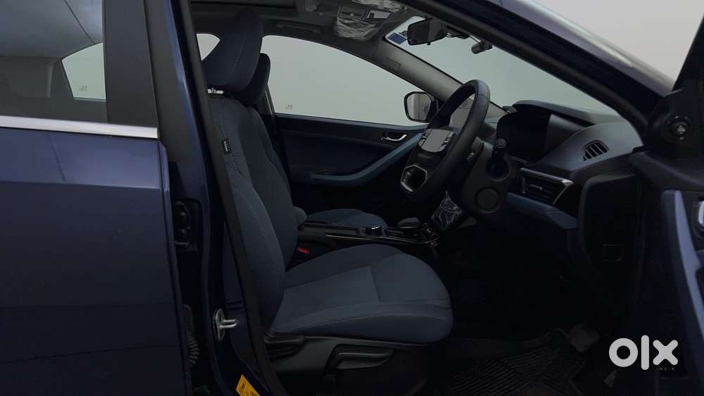 Tata Curvv Creative Plus S 1.2 Revotron Petrol 7dca, 2025, Petrol