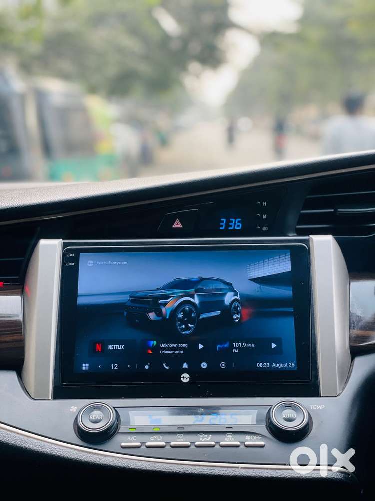 Toyota Innova Crysta 2.8z Automatic, 2016, Diesel