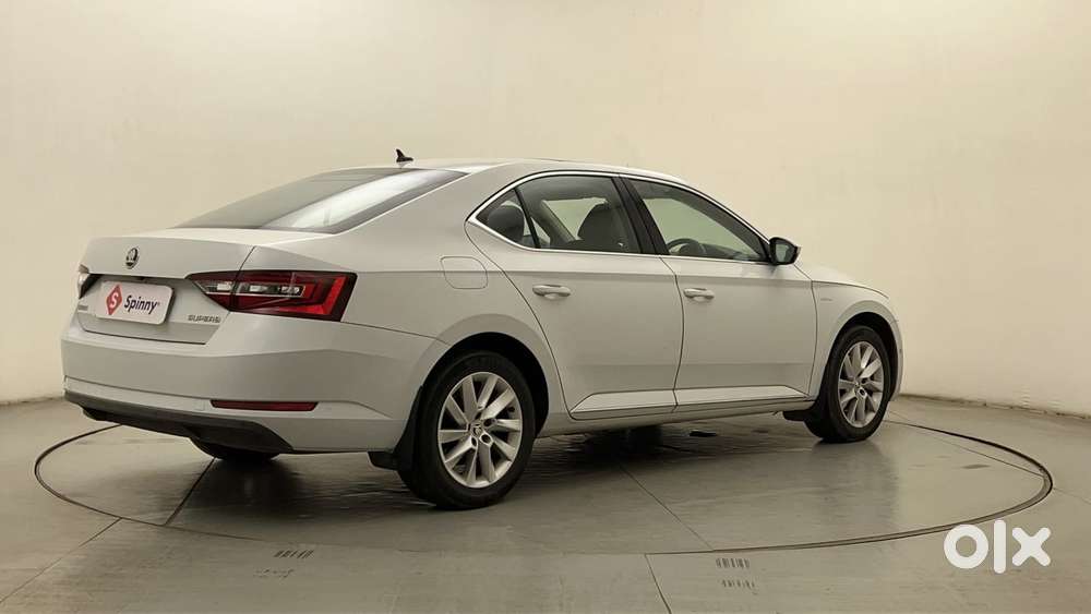 Skoda Superb Lk 1.8 Tsi At, 2019, Petrol