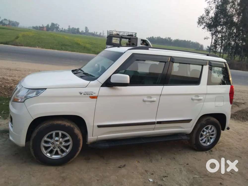 Mahindra Tuv 300 T 8 2017 Diesel Good Condition