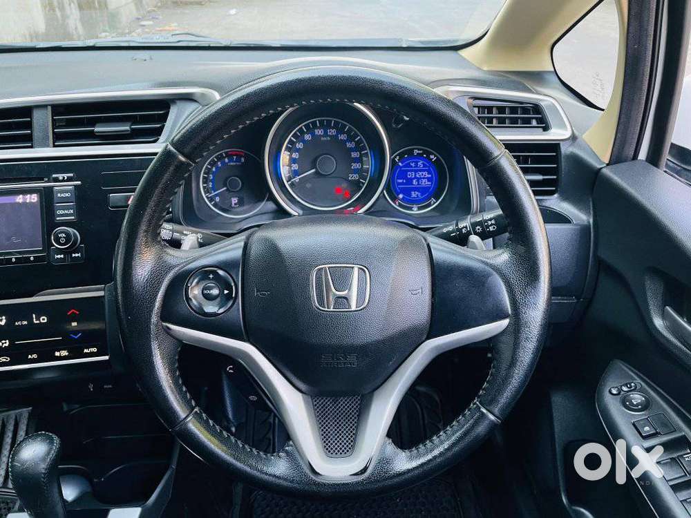 Honda Jazz V Cvt, 2017, Petrol