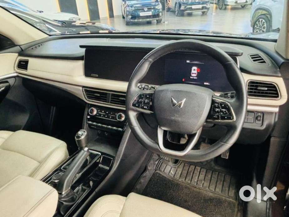 Mahindra Xuv700 2.2 Ax 7 Diesel Mt Str, 2024, Diesel