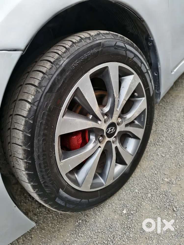 Hyundai Verna 2015