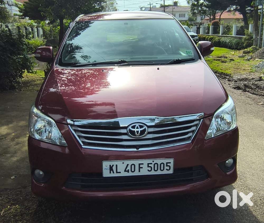 Toyota Innova [ ] 2.5 V Diesel 7 Str, 2012, Diesel