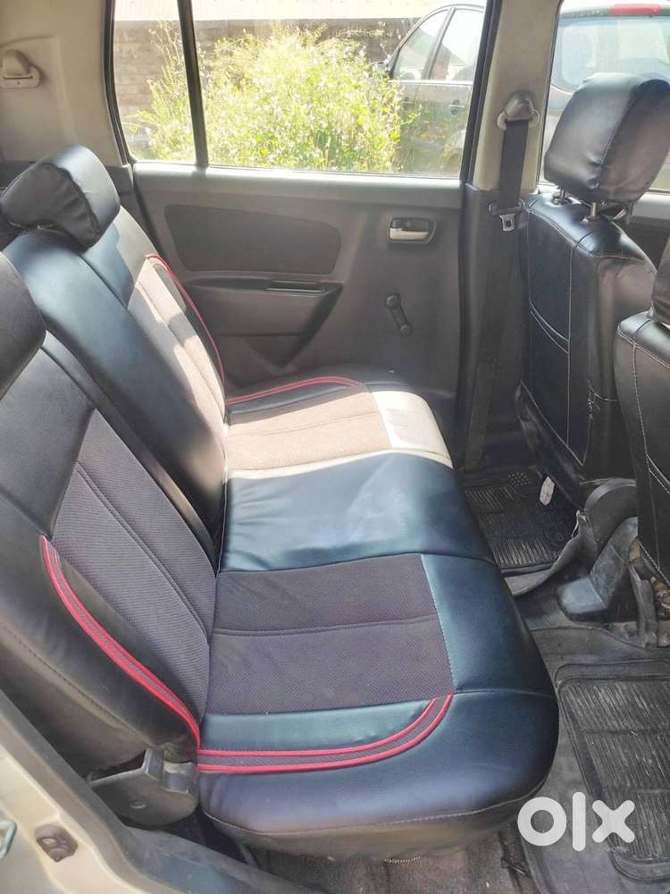 Sliver Wagonr Car 2011 In Mint Condition Maruati Suzuki