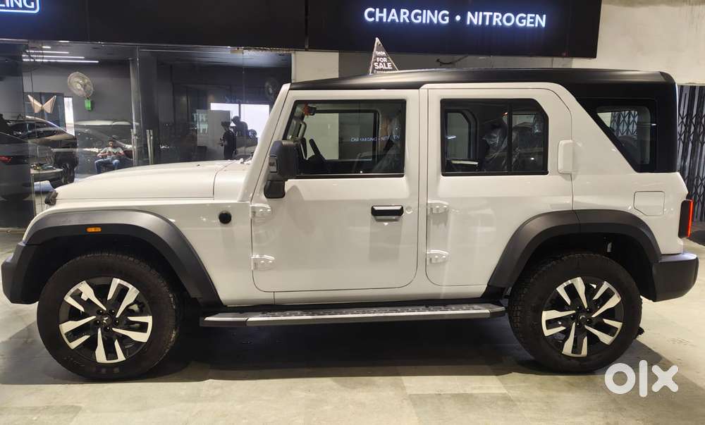 Mahindra Thar Roxx Ax7 L Diesel Mt 2wd, 2025, Diesel