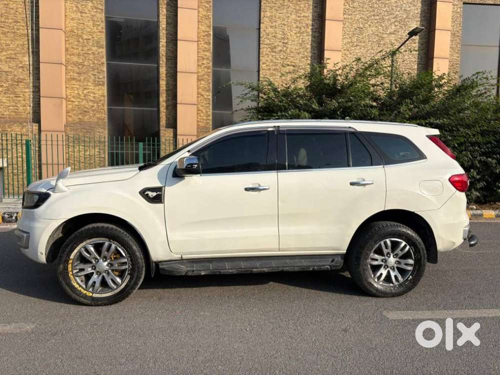 Ford Endeavour 2.2 Titanium At 4x2, 2017, Diesel