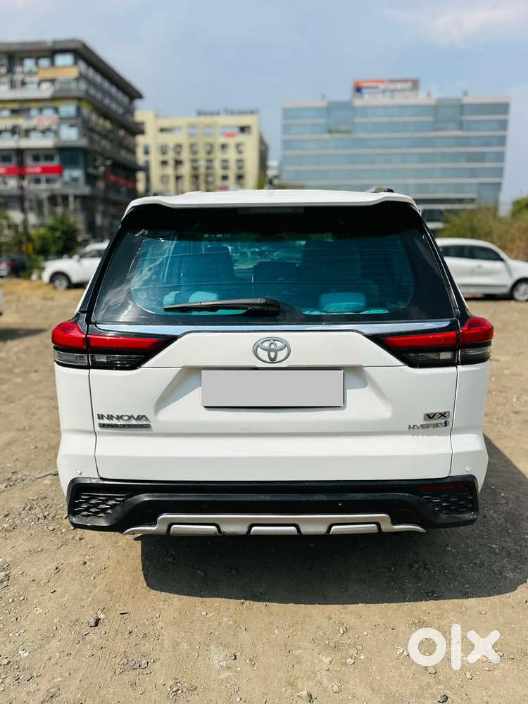 Toyota Innova Hycross 2.0 Vx Hybrid 8 Str, 2023, Petrol
