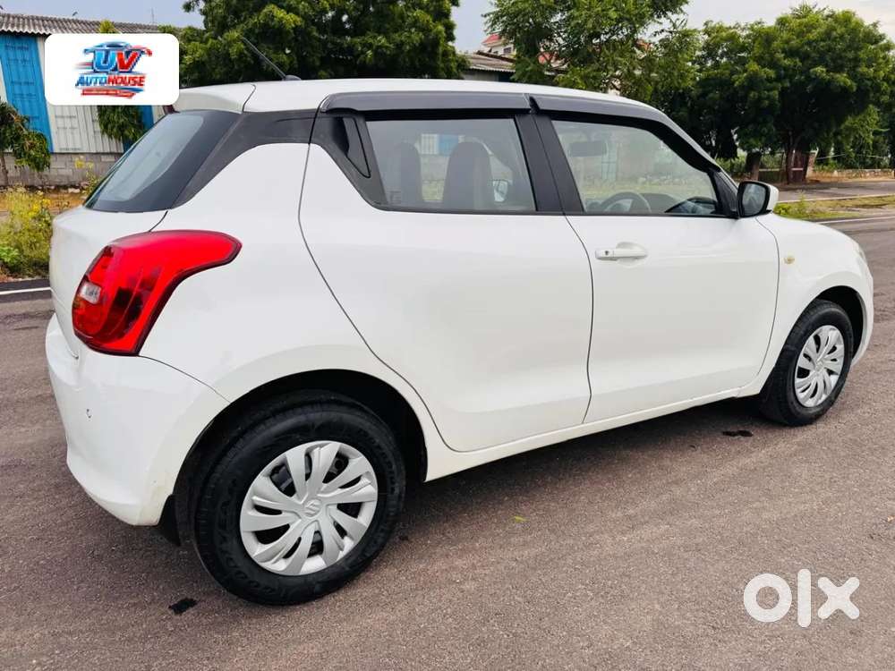 Maruti Suzuki Swift Lxi, 2022, Petrol