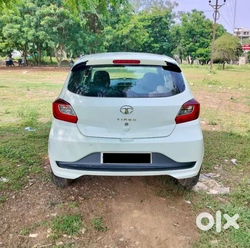 Tata Tiago 1.05 Revotorq Xt, 2022, Petrol