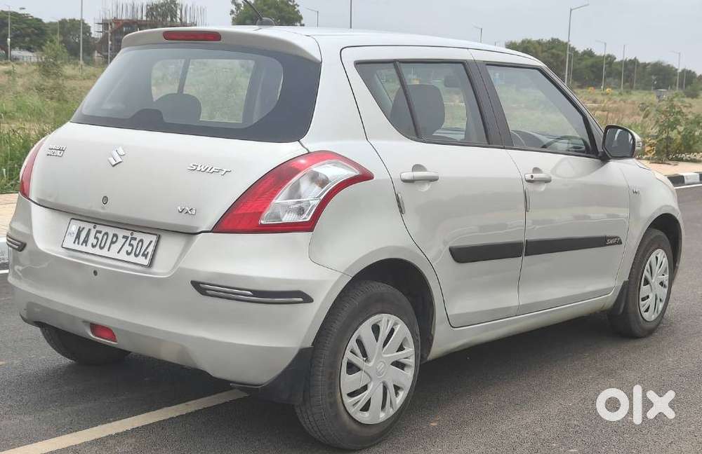 Maruti Suzuki Swift Vxi, 2017, Petrol