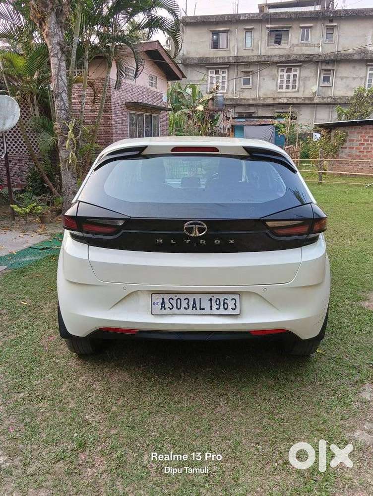 Tata Altroz 1.2 Xt, 2024, Petrol