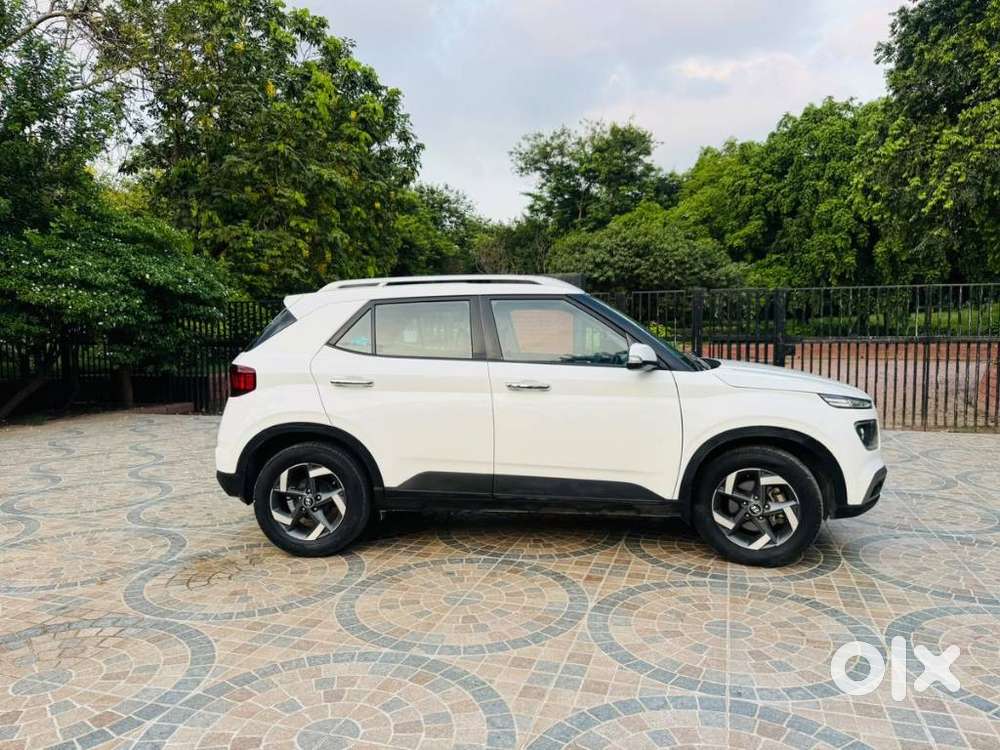 Hyundai Venue Sx Plus Turbo Dct, 2019, Petrol