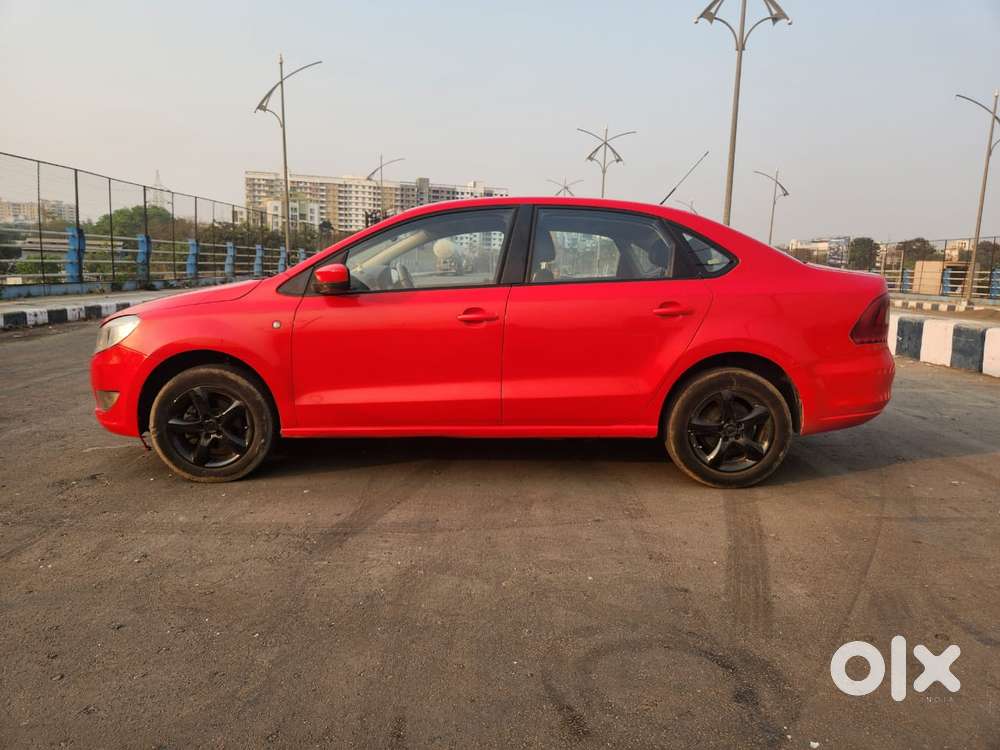 Skoda Rapid 2013-2016 1.6 Mpi At Elegance, 2011, Petrol