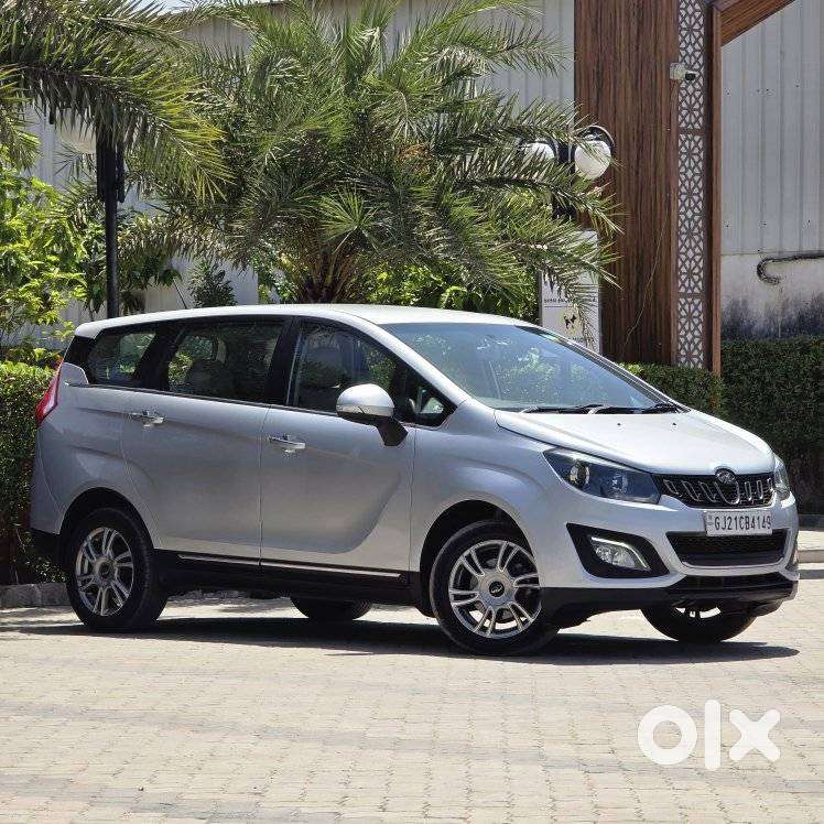 Mahindra Marazzo, 2020, Diesel