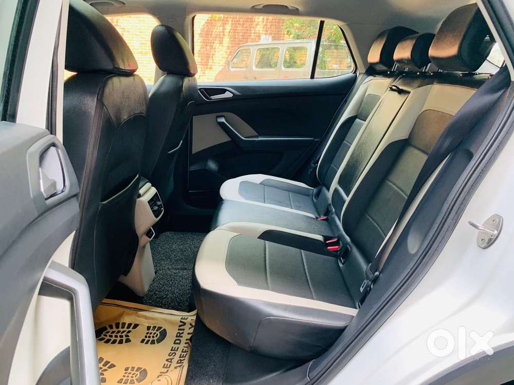 Volkswagen Taigun 1.0 Tsi Topline At, 2022, Petrol