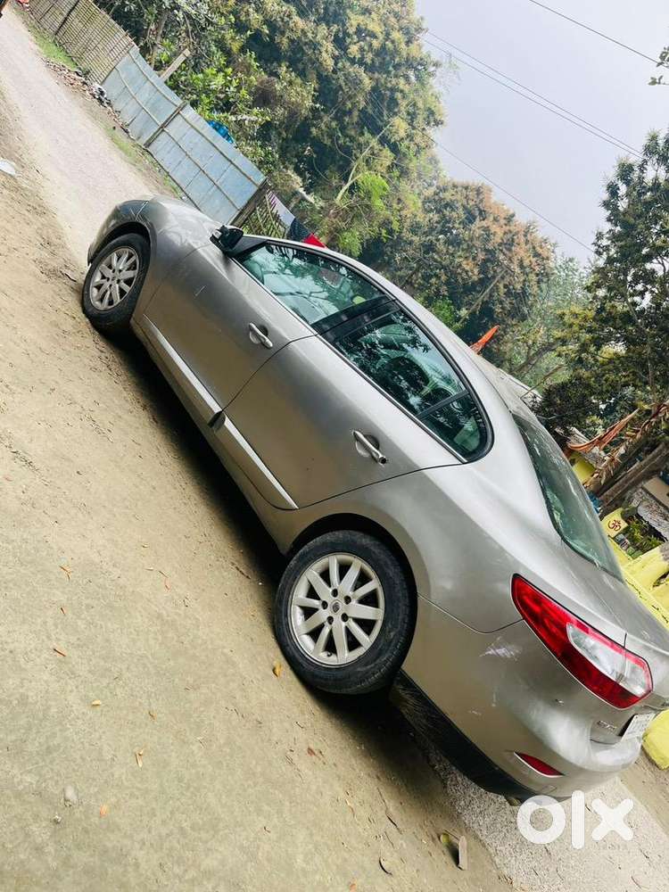 Renault Fluence 2012 Petrol Well Maintained