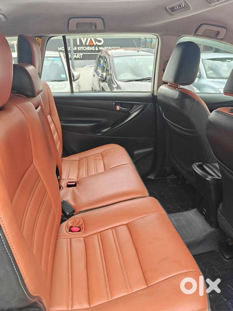 Toyota Innova Crysta 2.4 Gx Mt 8s, 2018, Diesel